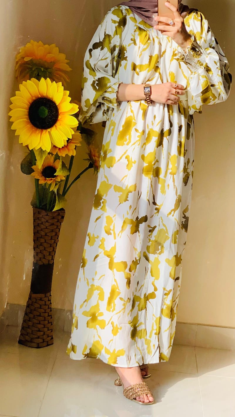 Foral long dress with belt